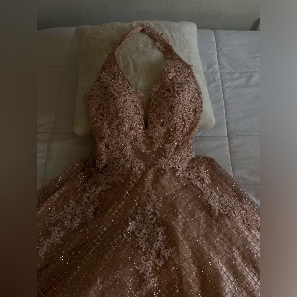 Elegant Lace Halter Dress